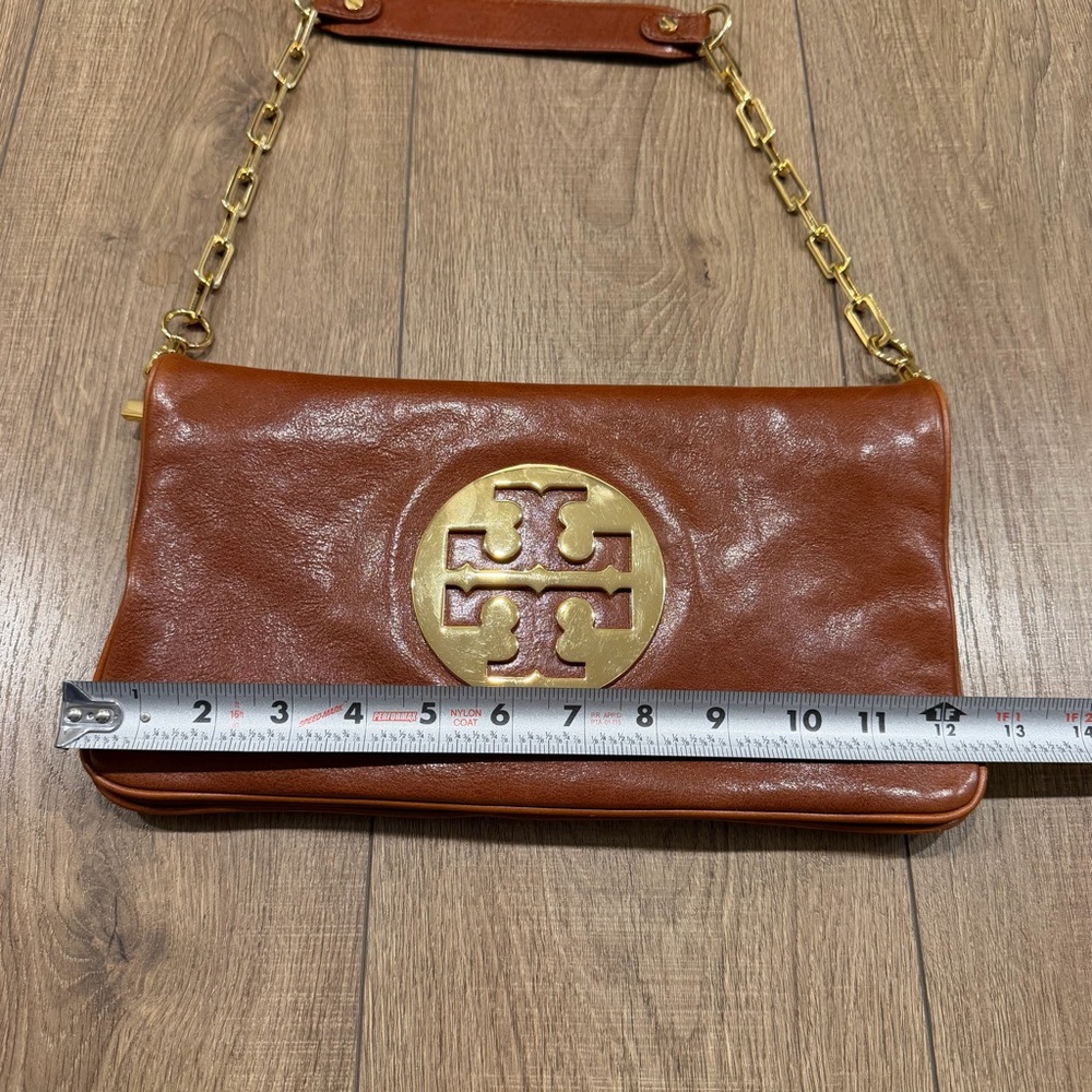 Tory Burch Reva in Cognac Leather Clutch with Gold Chain - Picture 11 of 13